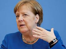 Часы Ангелы Меркель