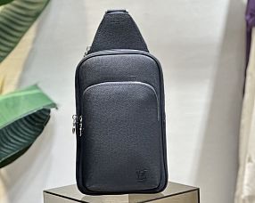 Мужская сумка-слинг Louis Vuitton  №S1116 (Референс оригинала M30863)